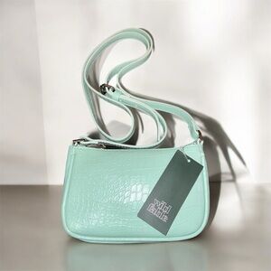 ☃️ Wild Fable Small Crossbody Bag